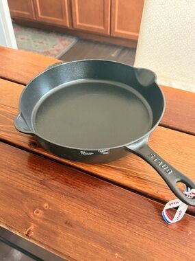 Staub Black Cast Iron Skillet with Dual Pour Spouts